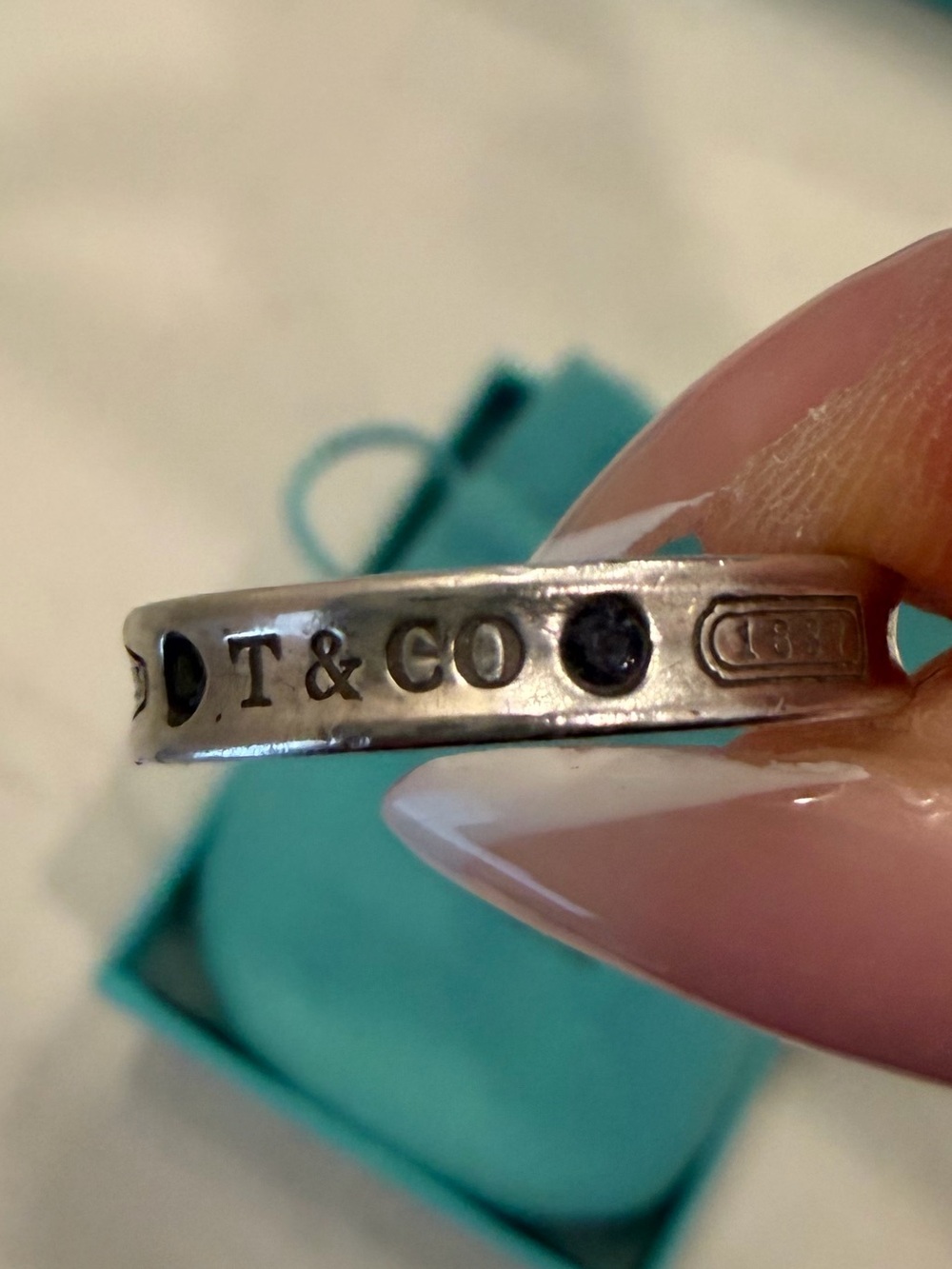 Tiffany & Co. Sapphire Narrow 1837 Band Ring, Size 6.5 - Picture 4 of 9